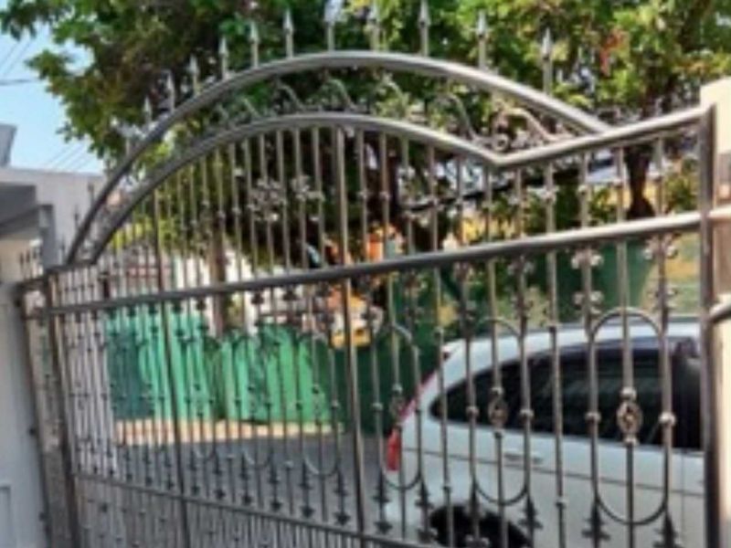 รับติดตั้งประตูรั้ว